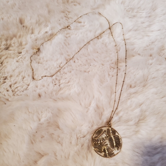 4 stella and dot necklaces - Picture 4 of 5